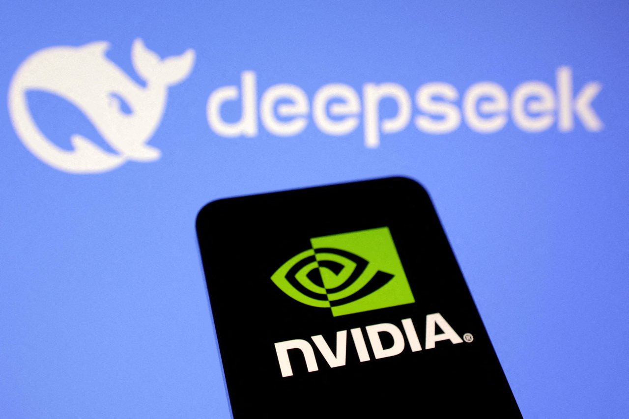 Funcionario estadounidense indica que la empresa de IA china DeepSeek ha robado el uso de Blackwell de Nvidia para entrenar su modelo de IA. (Reuters)