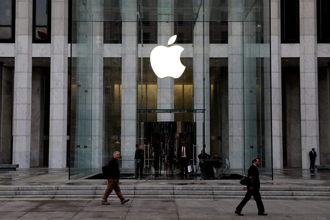Se dice que el precio que Apple paga por la memoria LPDDR5X de Samsung ha aumentado el doble. Reuters.